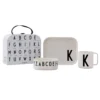 Set De Vaisselle Enfant Design Letters -Magasin D'Art De La Table De Qualité 33568 11 01 5bf06bf095