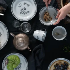 Rörstrand Assiette Creuse Ostindia Svart -Magasin D'Art De La Table De Qualité 38009 01 07 b964582d3a