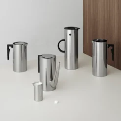 Stelton Pichet à Crème AJ Cylinda-line 15 Cl 14 Stelton Pichet à Crème AJ Cylinda-line 15 Cl -Magasin D'Art De La Table De Qualité 39800 01 05 f61c7c0892
