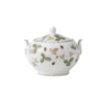 Wedgwood Sucrier Wild Strawberry 1 Wedgwood Sucrier Wild Strawberry -Magasin D'Art De La Table De Qualité 47374 01 1 ProductImageMain ea94624cf4