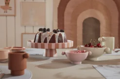 OYOY Grand Plat à Service Toppu Ø27 Cm -Magasin D'Art De La Table De Qualité 506640 01 3 EnvironmentImage 3e307a38e8