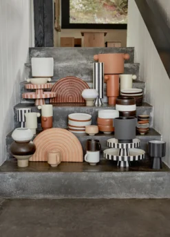 OYOY Grand Plat à Service Toppu Ø27 Cm -Magasin D'Art De La Table De Qualité 506640 01 4 EnvironmentImage 951eb9bbb7