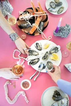 ByOn Plat Curve Black-beige 10 ByOn Plat Curve Black-beige -Magasin D'Art De La Table De Qualité 508613 01 11 EnvironmentImage 244f9b3857