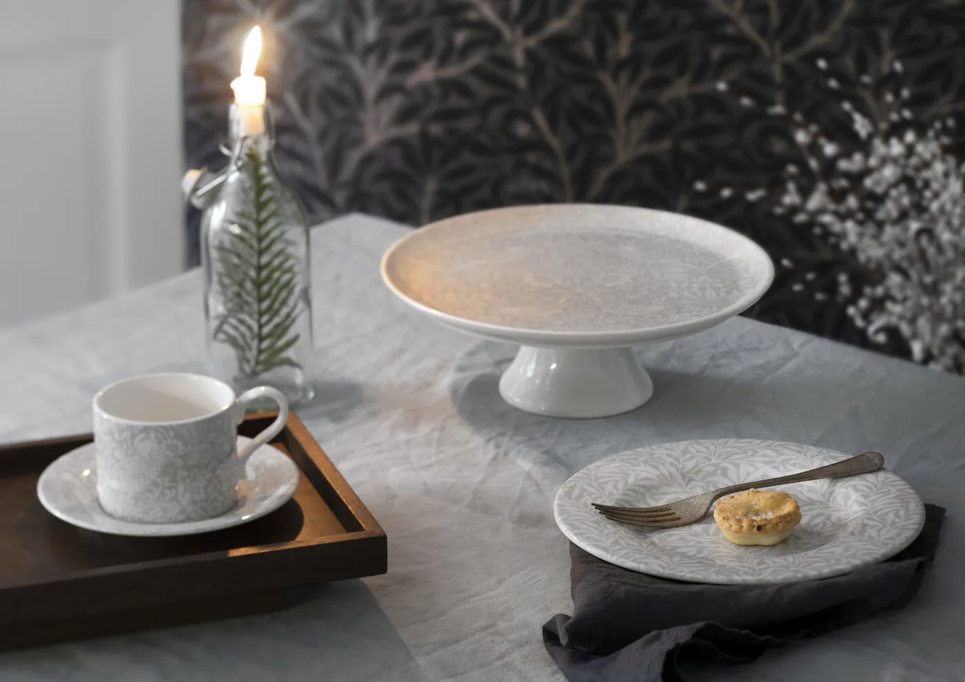 Spode Tasse à Thé Avec Soucoupe Strawberry Thief 28 Cl 5 Spode Tasse à Thé Avec Soucoupe Strawberry Thief 28 Cl – Image 3