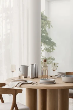 Blomus Pichet Sablo 1 Litre 9 Blomus Pichet Sablo 1 Litre -Magasin D'Art De La Table De Qualité 509884 01 3 EnvironmentImage 250fddedea