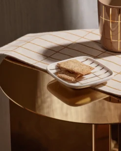 Marimekko Soucoupe Tiiliskivi 10x10 Cm -Magasin D'Art De La Table De Qualité 567572 01 40 EnvironmentImage cfe97ccbc0