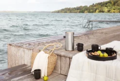 Eva Solo Thermos à Pompe Nordic Kitchen 1,8 L -Magasin D'Art De La Table De Qualité 577135 01 40 EnvironmentImage 3936f1c288