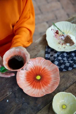 ByOn Tasse Poppy 22 Cl 9 ByOn Tasse Poppy 22 Cl -Magasin D'Art De La Table De Qualité 577649 01 41 EnvironmentImage a8128b4188