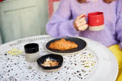 ByOn Tasse Swirl 24 Cl 9 ByOn Tasse Swirl 24 Cl -Magasin D'Art De La Table De Qualité 577665 01 41 EnvironmentImage 1ec7dbbae2