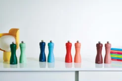 Peugeot Set De Moulins à Sel Et à Poivre Tahiti Fire 15 Cm 12 Peugeot Set De Moulins à Sel Et à Poivre Tahiti Fire 15 Cm -Magasin D'Art De La Table De Qualité 580879 01 70 ProductImageCollection 4274bca874