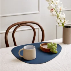 LIND DNA Set De Table Curve Nupo 13 LIND DNA Set De Table Curve Nupo -Magasin D'Art De La Table De Qualité curve nupo bordsunderlagg miljo 4f17781b41